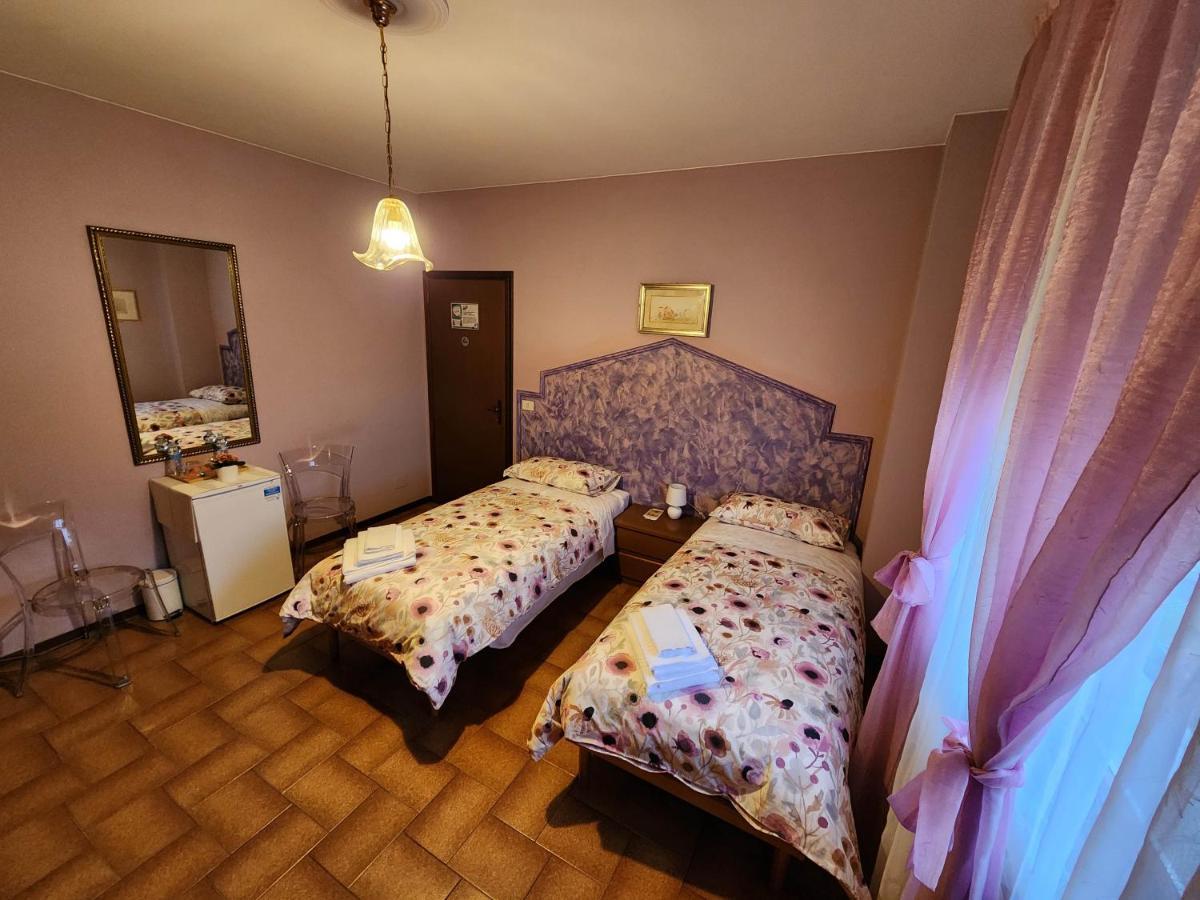 Gold B&B Ravarino Kültér fotó