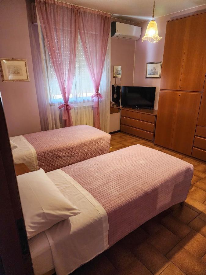 Gold B&B Ravarino Kültér fotó