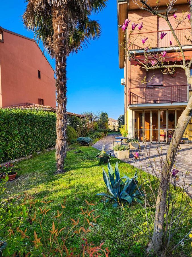 Gold B&B Ravarino Kültér fotó